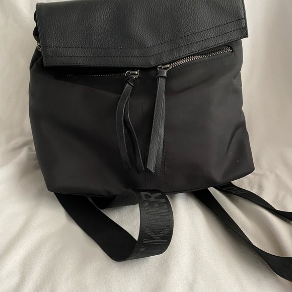 Small backpack - Picture 3 of 6